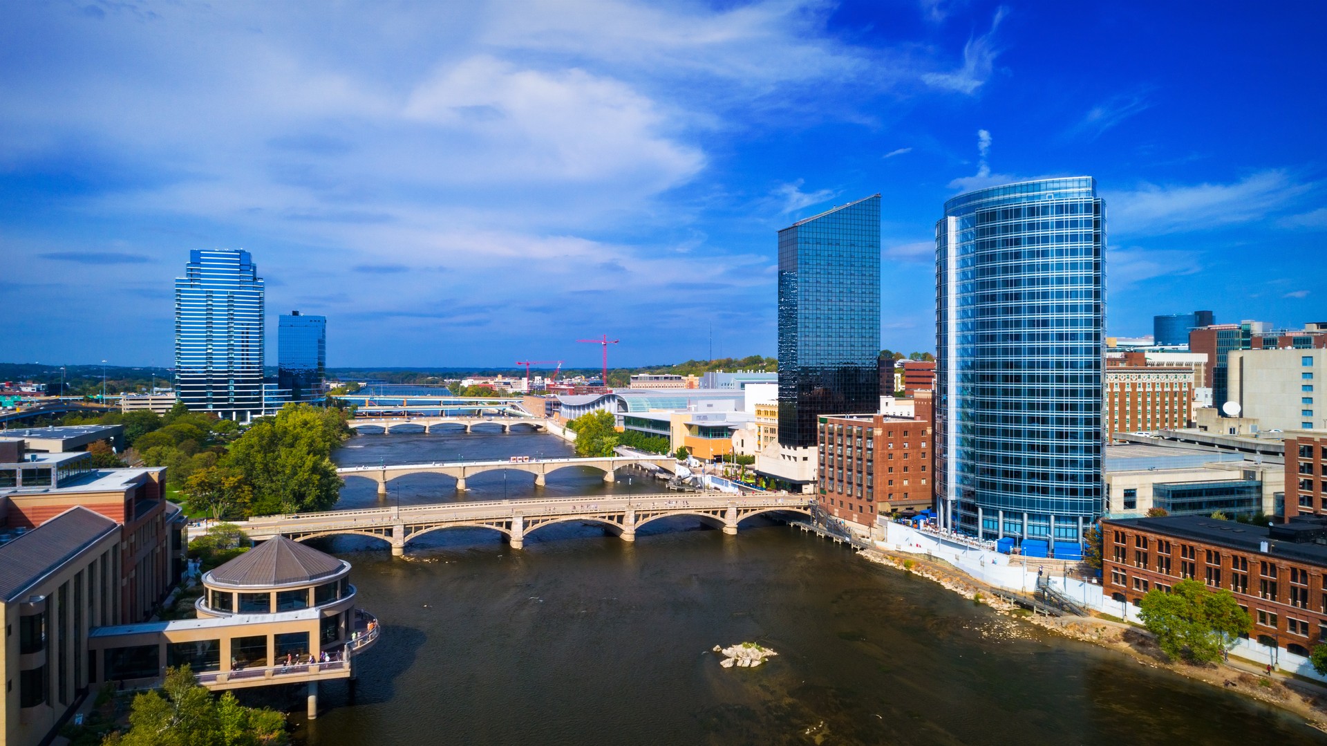 Grand Rapids Elevated View With River Down The Middle